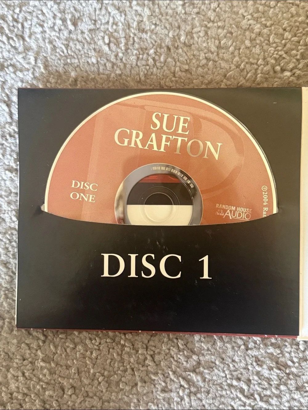 Sue Grafton "R Is for Ricochet" AudioBook! - Picture 2 of 7
